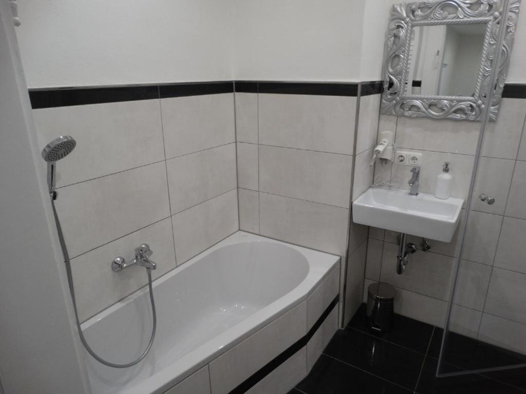 Gasthof - Center 4*
